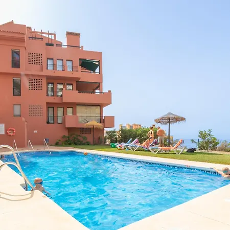 Calma Cascada Seaview ميخاس