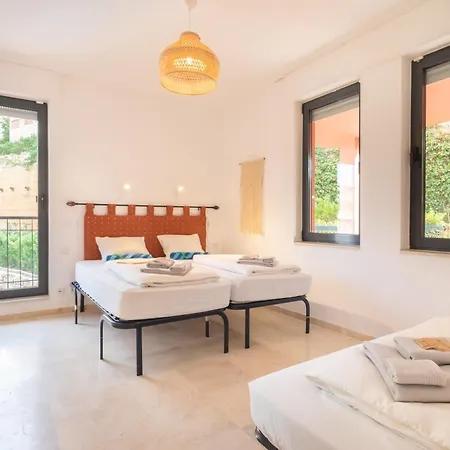 Calma Cascada Seaview شقة ميخاس